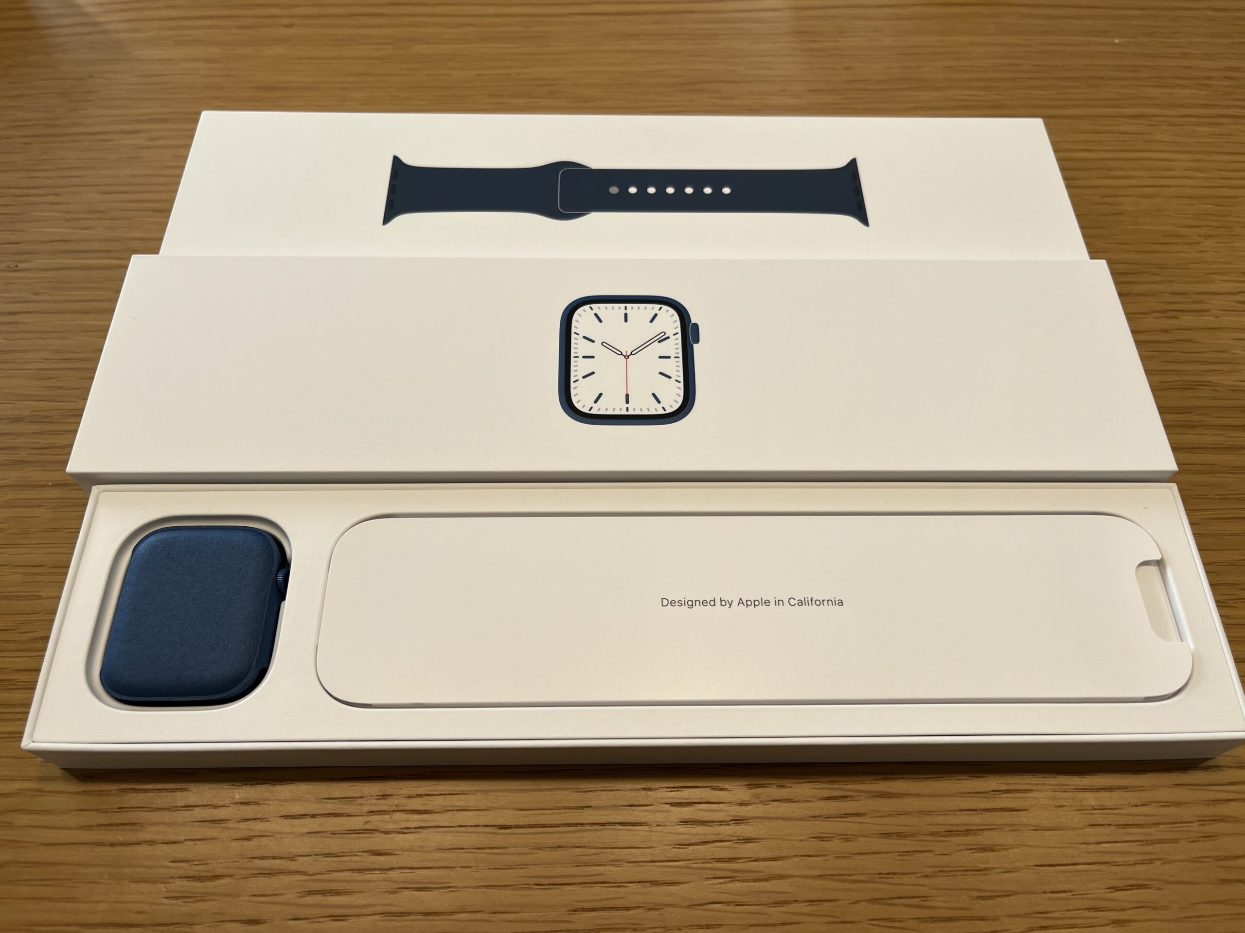 Apple Watch7の開封レビューしてみた｜付属品（同梱物）も紹介します。